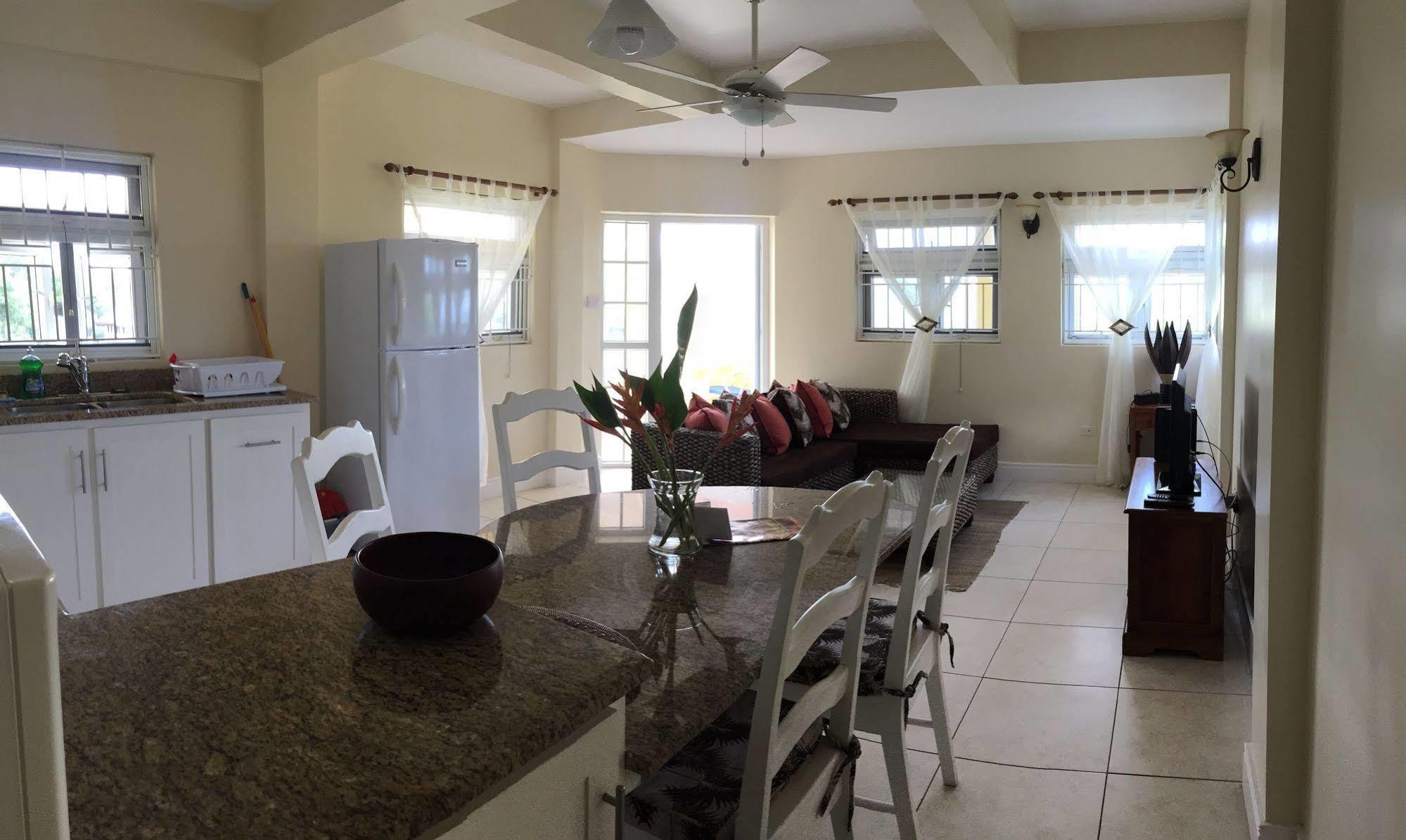דירות Cap Estate South Sea House מראה חיצוני תמונה